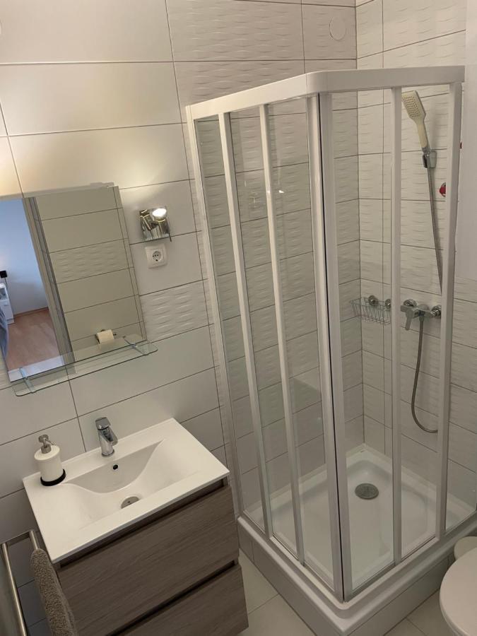 Pingvin Cukraszda Apartman Felso Szint Balatonmáriafürdő Exteriör bild