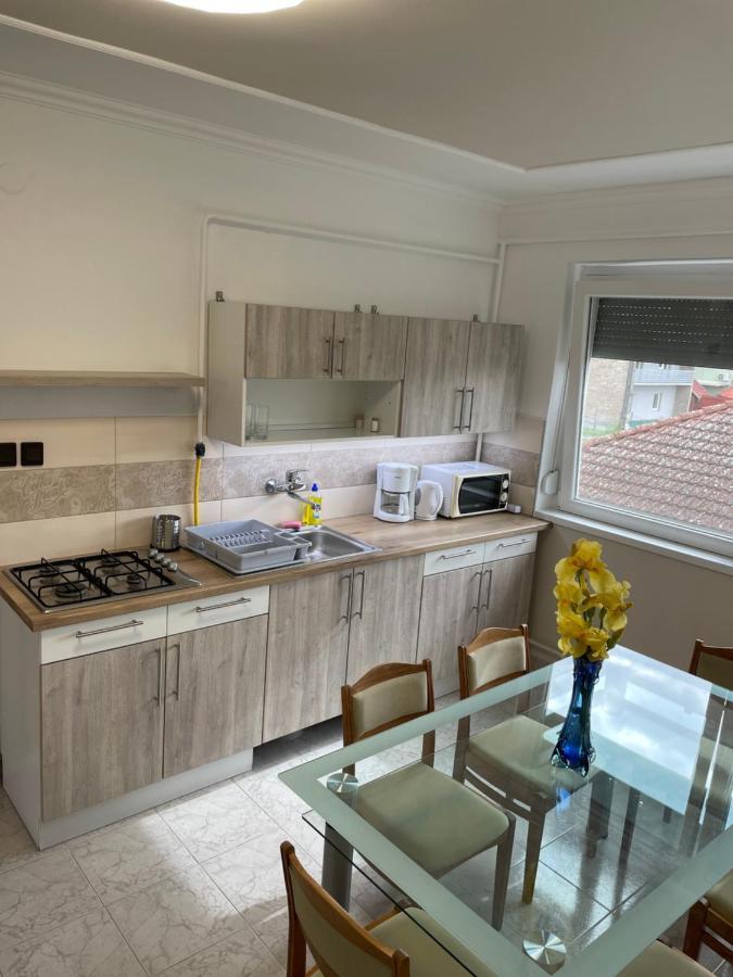 Pingvin Cukraszda Apartman Felso Szint Balatonmáriafürdő Exteriör bild