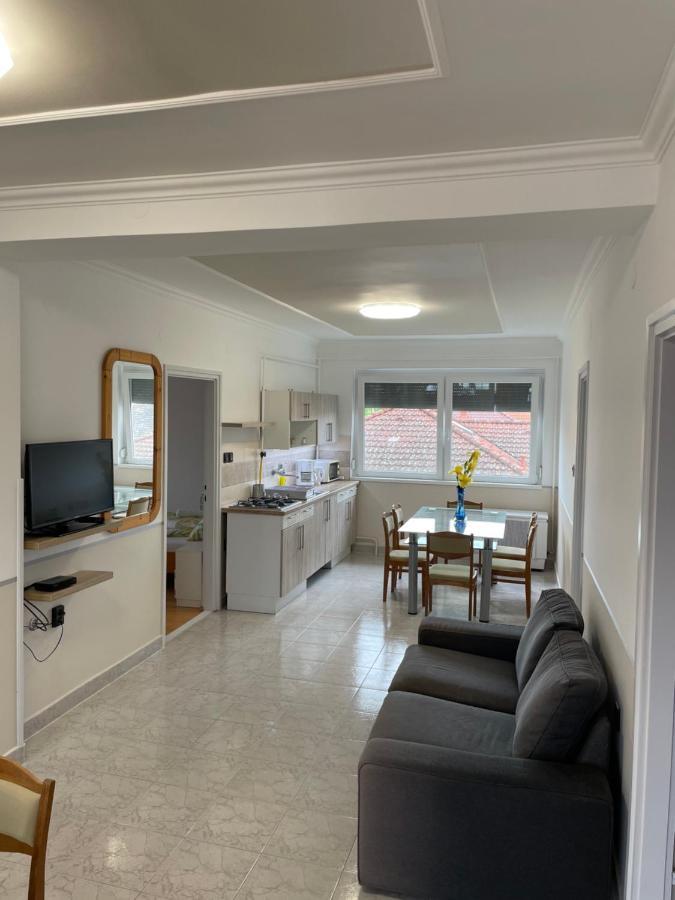 Pingvin Cukraszda Apartman Felso Szint Balatonmáriafürdő Exteriör bild