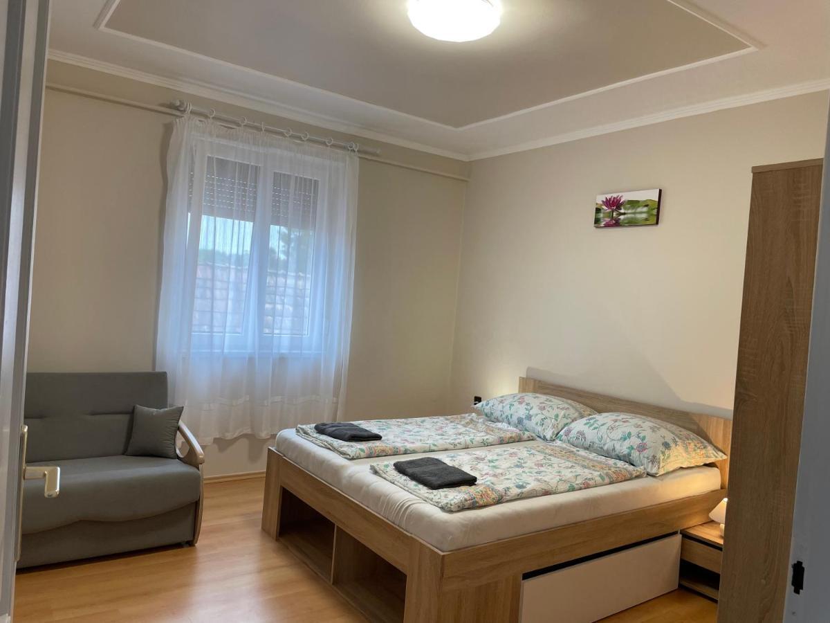 Pingvin Cukraszda Apartman Felso Szint Balatonmáriafürdő Exteriör bild